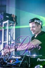 The world famous Stonebridge was the headliner for the Heavenly White party this year at Purgatory.