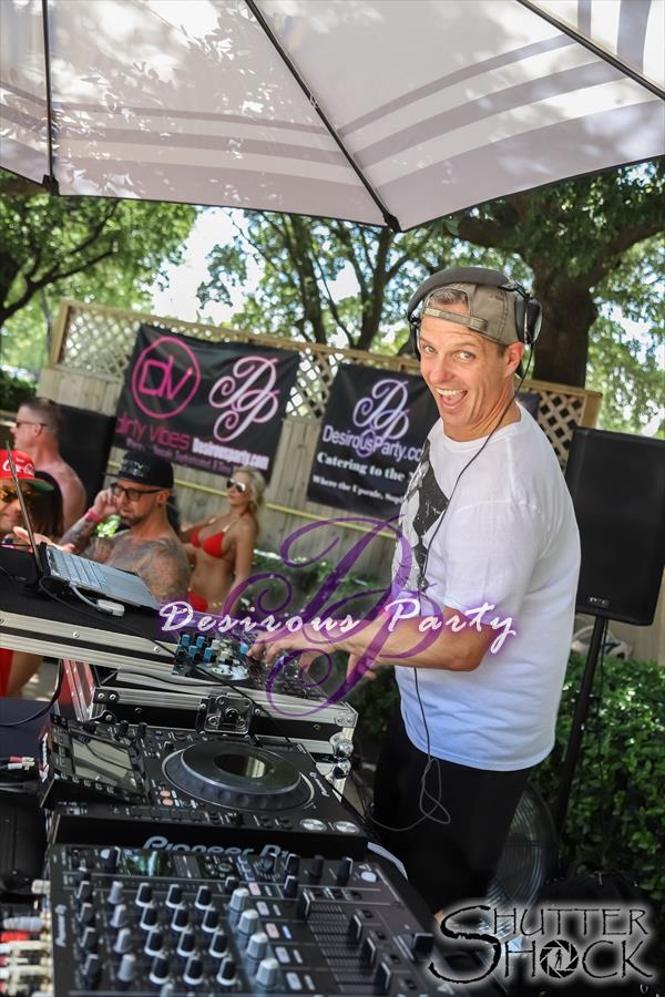 Dj dropcap at purgatory 2019 with scottyboy in the background. 
